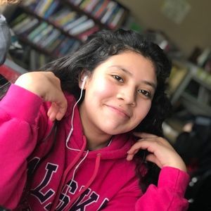 Meet your Posher, Vanessa